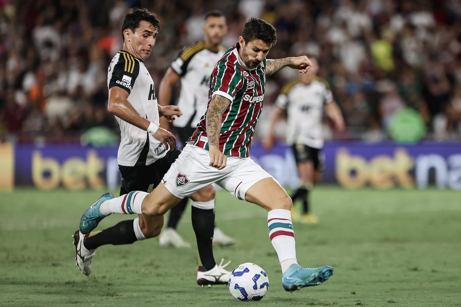 FOTO: LUCAS MERÇON / FLUMINENSE F.C.