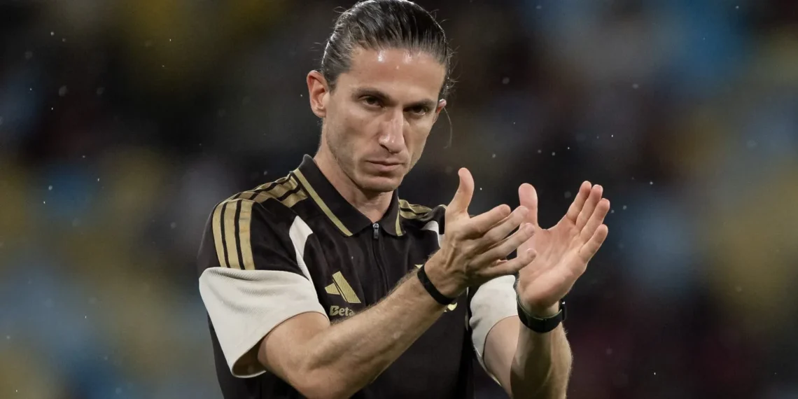 Foto: Jorge Rodrigues/AGIF - Filipe Luís, ex-técnico do Flamengo.