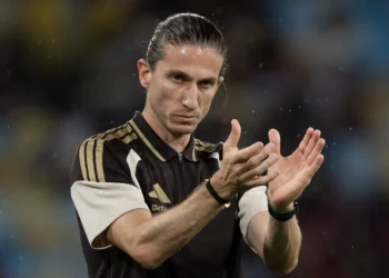 Foto: Jorge Rodrigues/AGIF - Filipe Luís, ex-técnico do Flamengo.